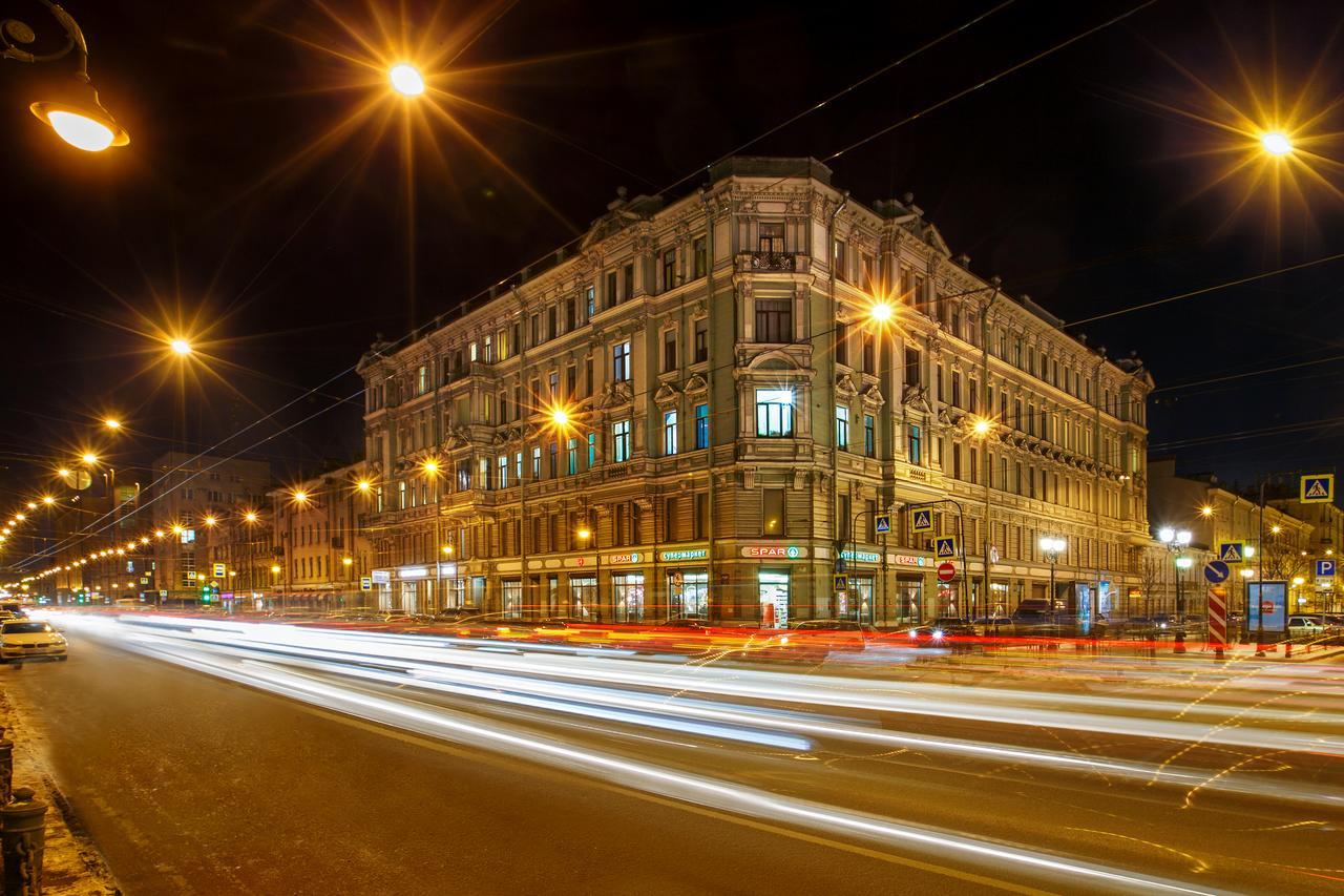 Ekspo-Hotel Saint Petersburg Exterior photo